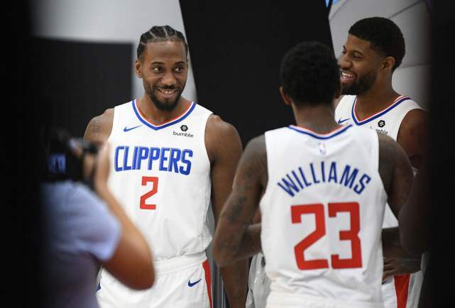  乔治关键球快船险胜鹈鹕保住前八